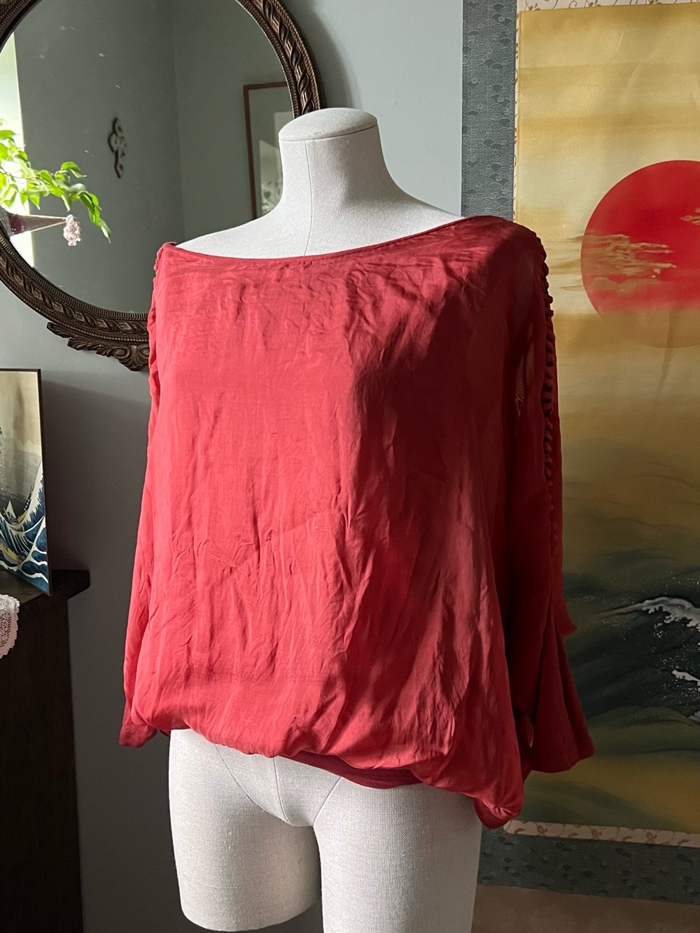 Silk, 70’s red Women's Off-Shoulder Blouson Top